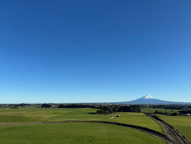繼續Mt. Taranaki