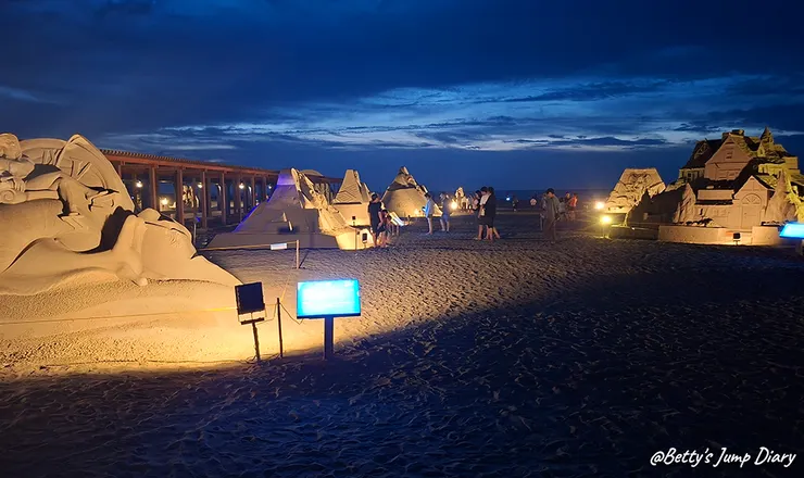 ▲2025苗栗「通霄沙雕藝術節」逍遙沙城/圖片來源：Betty's Jump Diary
