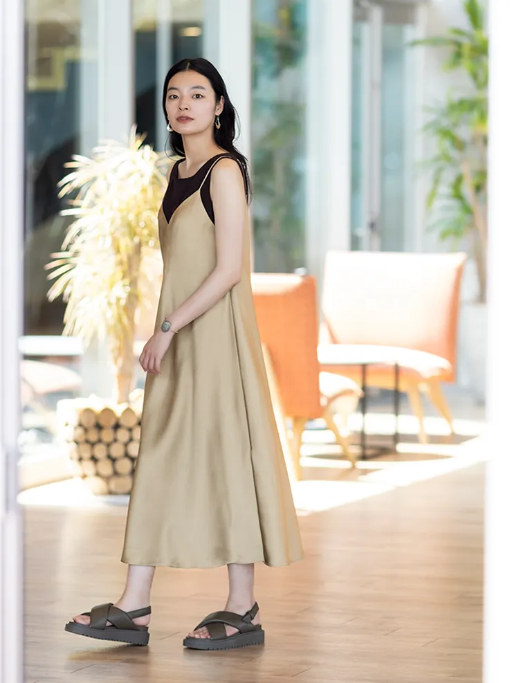 ▲481469女裝 緞面細肩帶洋裝 #32 NT$990