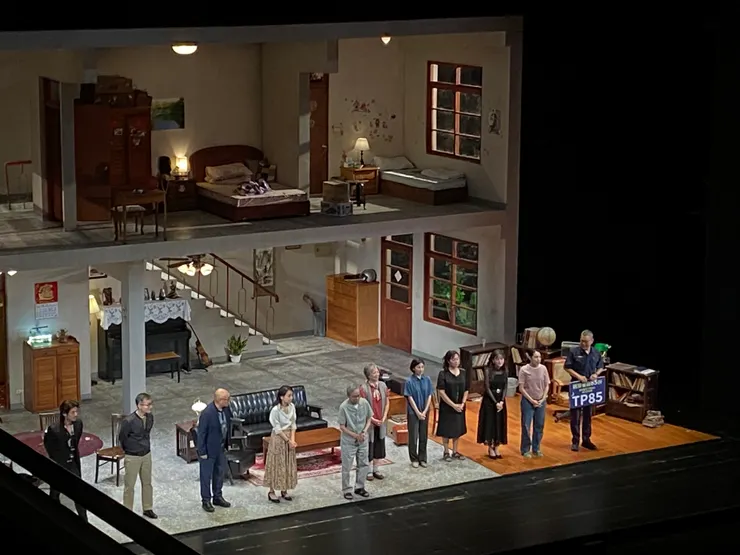 演員群謝幕 感謝演員們精彩的演出