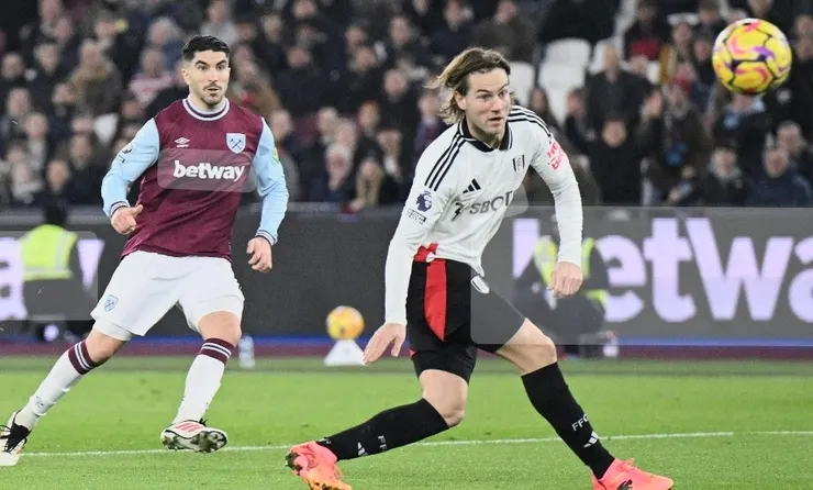 蘇拿把握對手犯錯為韋斯咸射成1:0