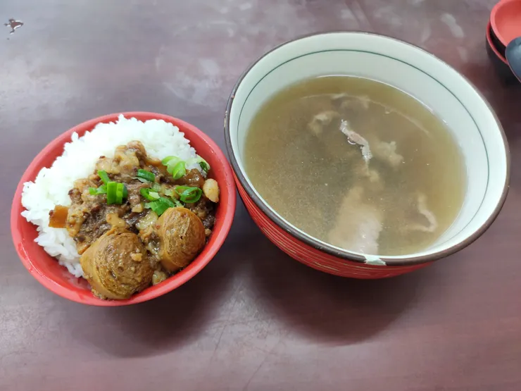 阿牛仔牛肉湯