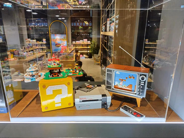 小時候的用CRT電視玩馬力歐兄弟