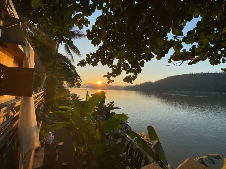 湄公河的漂亮夕陽