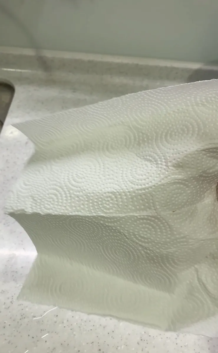 我都是使用標榜能撕半張的🌼牌廚房紙巾