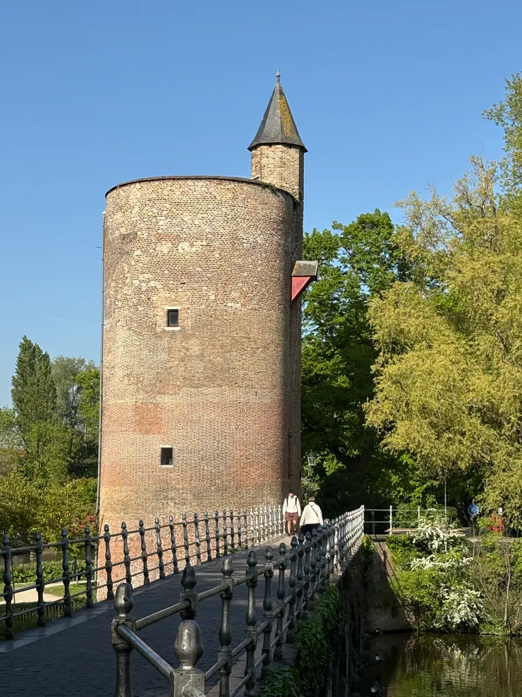 火藥塔(Gunpowder Tower)