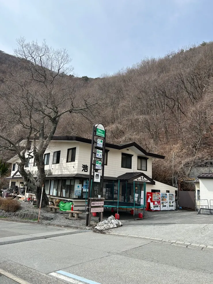 浩庵キャンプ場營本部，也是搖曳露營名場面