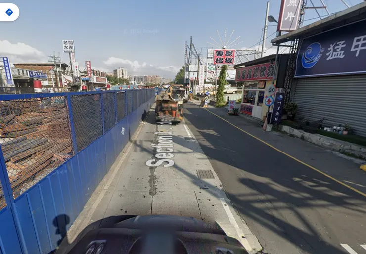 連城路上的萬大中和樹林線第一期(圖/google街景)