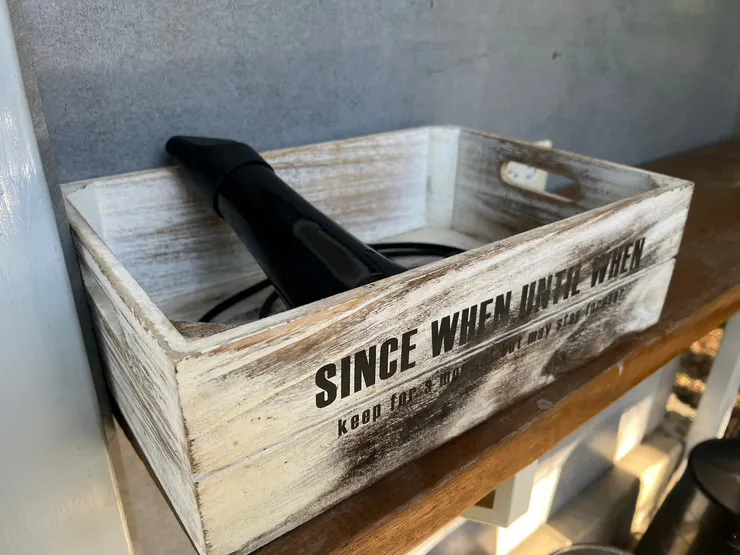 放吹風機的美美木箱