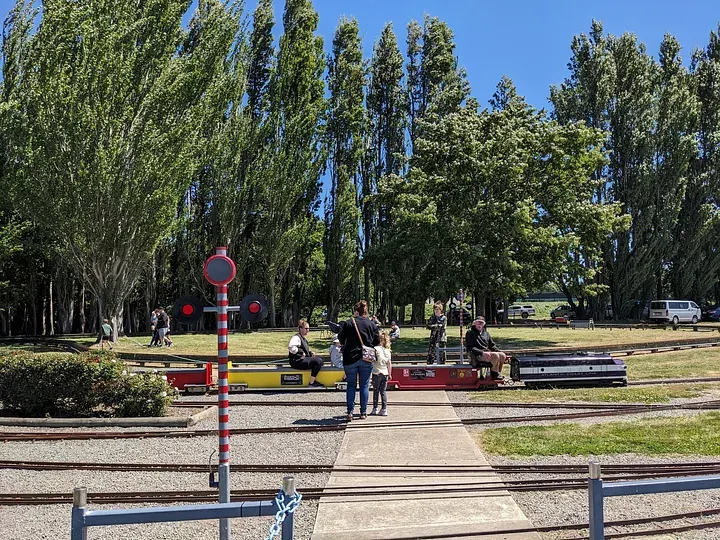 Halswell Miniature Trains (C.S.M.E.E.)平交道