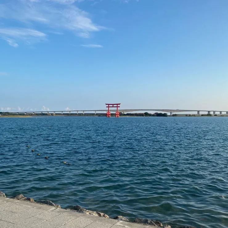 弁天島的海上鳥居