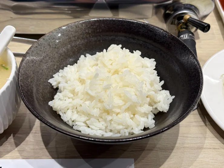 #白飯在這邊,沒有啥特別的 (笑死