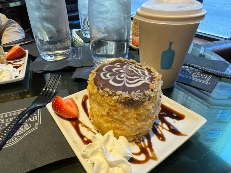 （創始店的波士頓蛋糕）