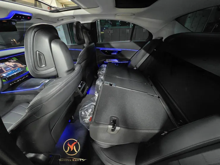 韓規E200外匯車內裝