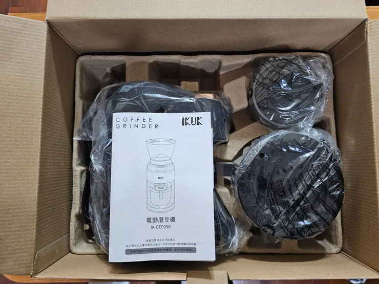 內容零件簡潔組裝容易。