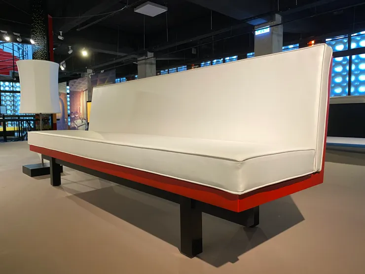 復刻紅黑白沙發