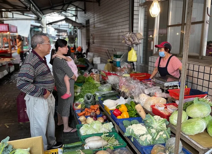 雲林口湖鄉下的菜市場,菜市場,是每一個地方的地標啊!