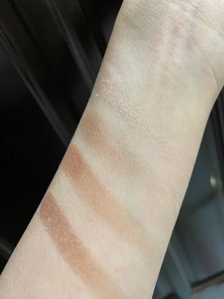 手部試色 || 由上至下為上圖A-B-C-D