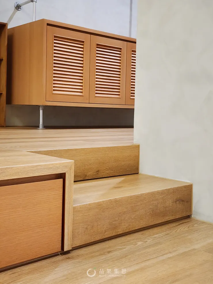 一體凹折工法：樓梯應用