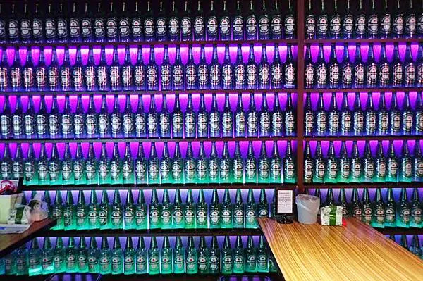 ((警語：開車不喝酒、喝酒不開車，未滿18歲請勿喝酒))