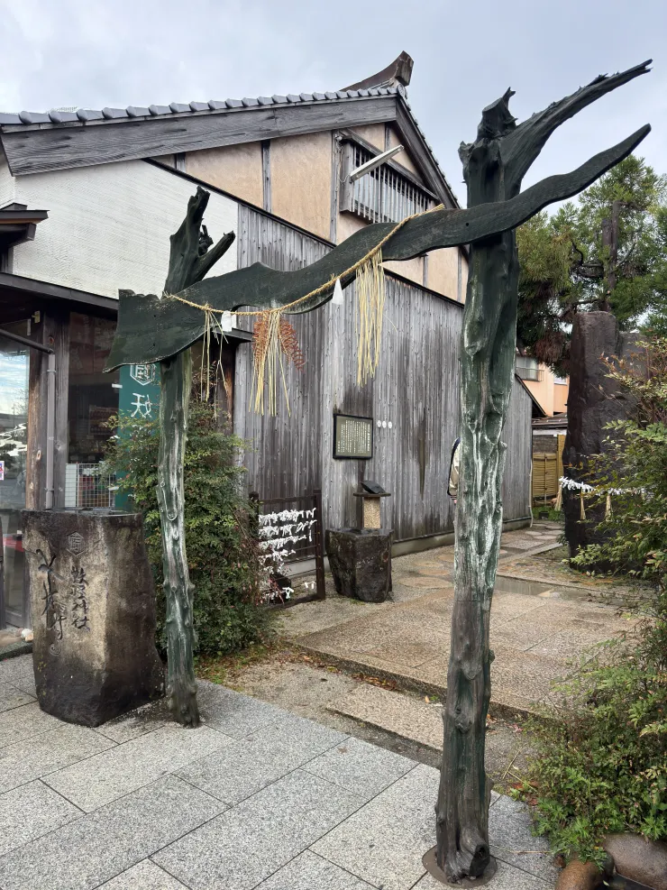 鬼太郎街道上的妖怪神社