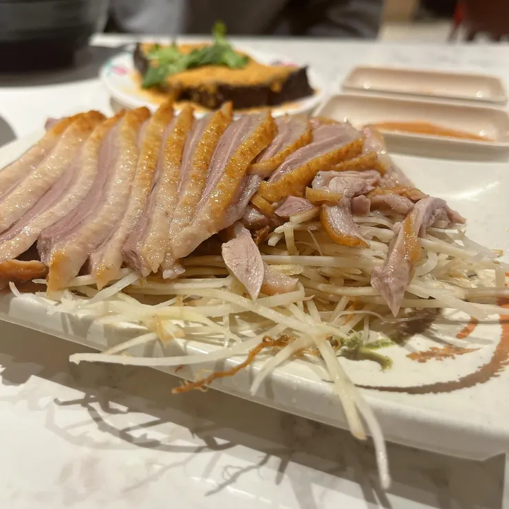 煙燻鵝肉（不指定部位）220