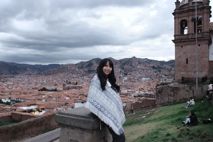 與我在市場裡購入的斗篷