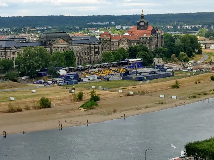 上週看電影的露天電影院