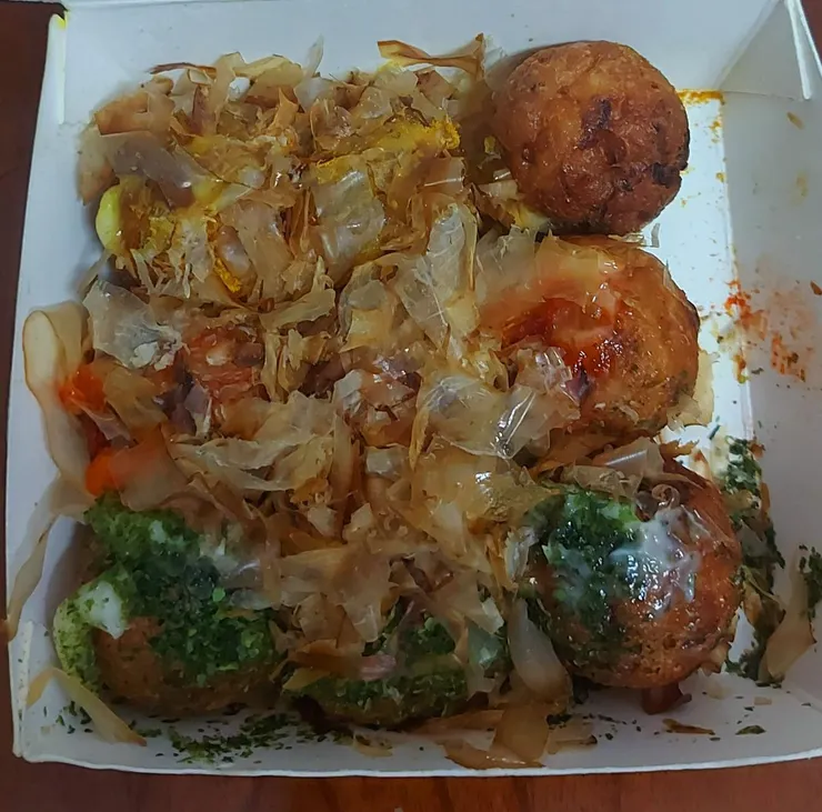 圖片來源：灰鸚鵡小灰寶貝《大饌章魚小丸子🐙》https://www.potatomedia.co/s/aIuPZ2Vf