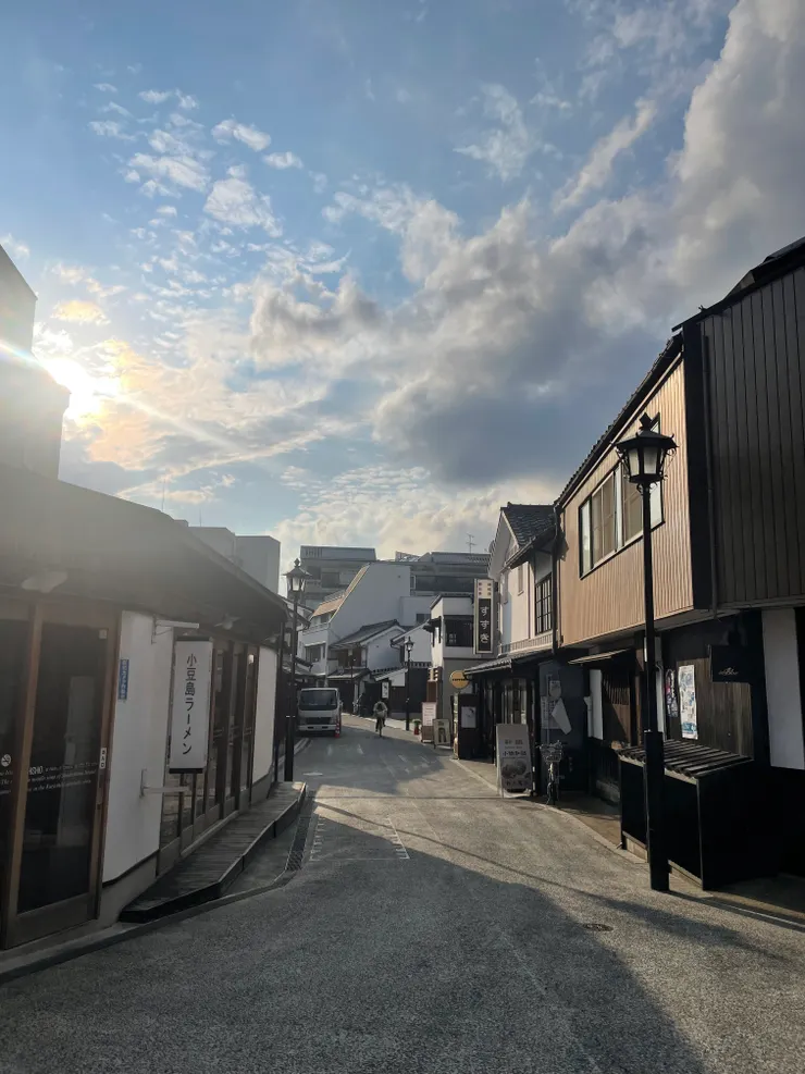 直到太陽都快下山了