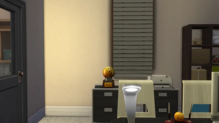 校長室是唯一有窗簾的房間，所以之前說過這是特別的房間。