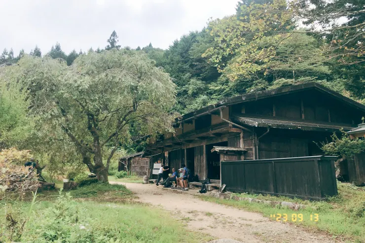 很可愛的休息處，可以進去喝杯茶喔！