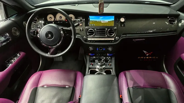 勞斯萊斯 Wraith Black Badge外匯車內裝