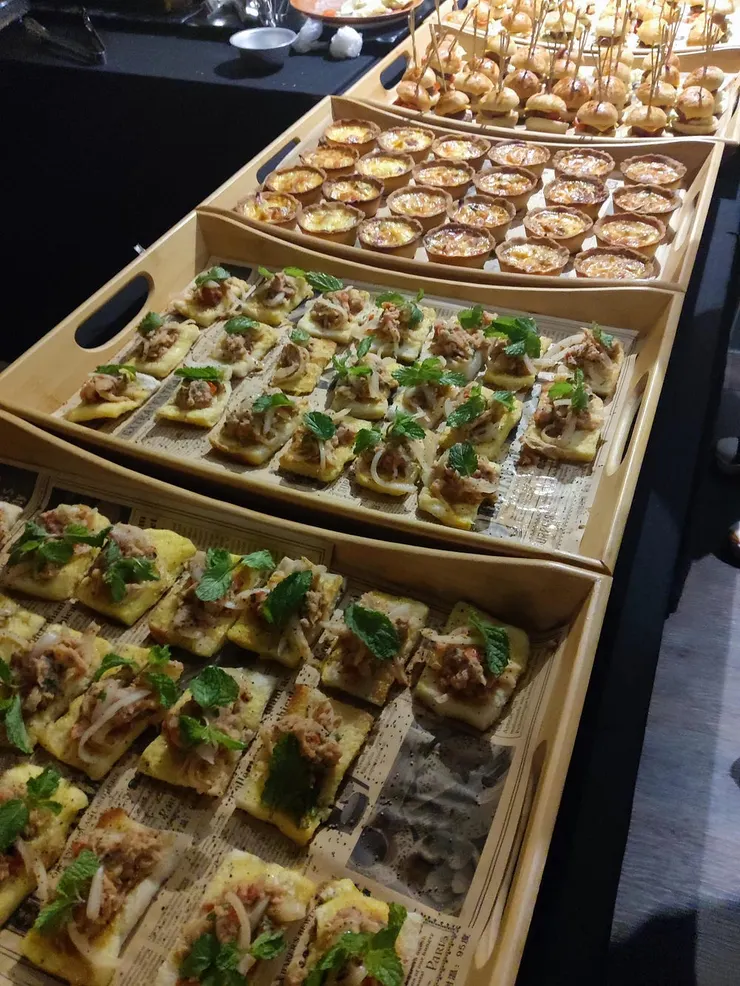 中式與西式兩種團餐選擇