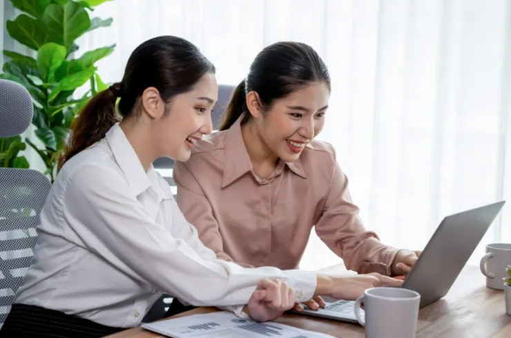 同事之間如果對妳提出不合理的請求，有技巧地拒絕都比獨自承擔責任好。圖/123RF圖庫