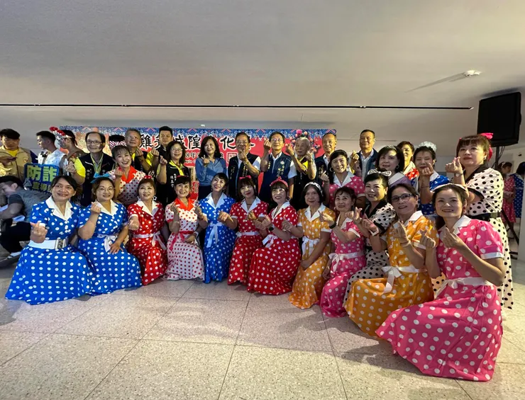 2025雞籠城隍文化祭暨護國城隍208年安座大典接續登場！基隆護國城隍廟夜巡、日巡，城隍廟傳承三代家將們將發出6000鹹光餅給市民朋友壓驚保平安，今年也邀請松山霞海城隍廟、台北府城隍廟、豐原城隍爺廟、台南正統鹿耳門聖母廟蒞臨基隆遶境祈福，媽祖會城隍，守護台灣國門，保護北台灣！