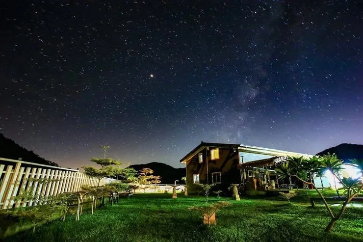 覓靜莊園|獨家8折起!免裝備高海拔、兒童遊樂設施!-【懶人露營】庭院豪華露營帳-9