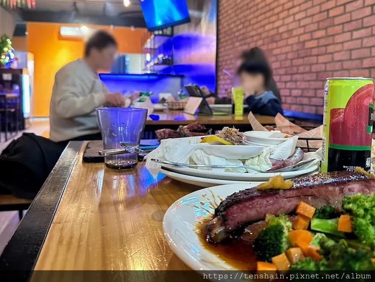 【板橋美式炭烤餐廳+餐酒館】橙子美式炭烤餐廳