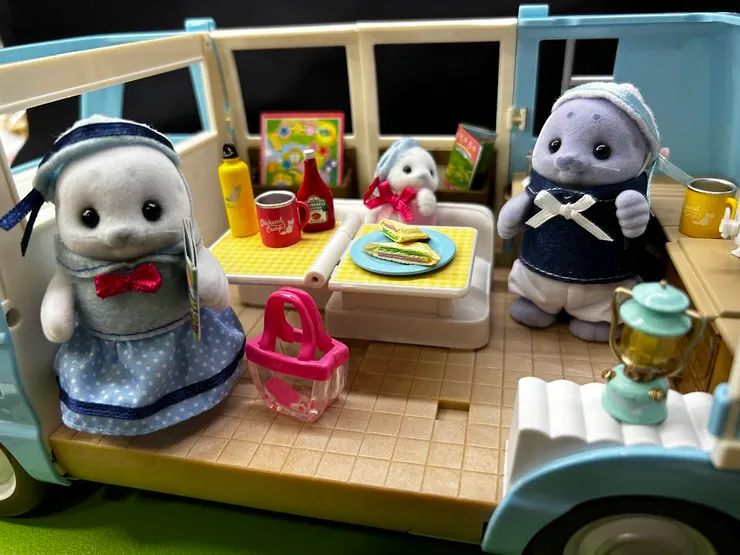 海豹一家要開心出遊啦