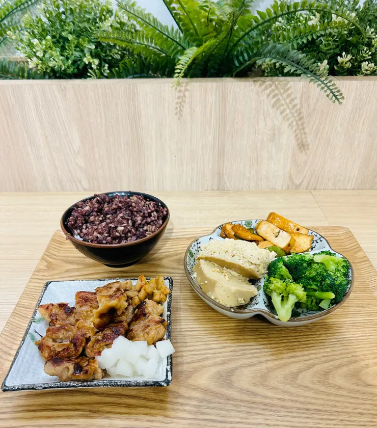 但我都點雞腿排