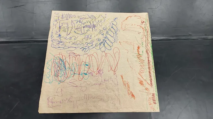 學員們憑震動感覺共畫