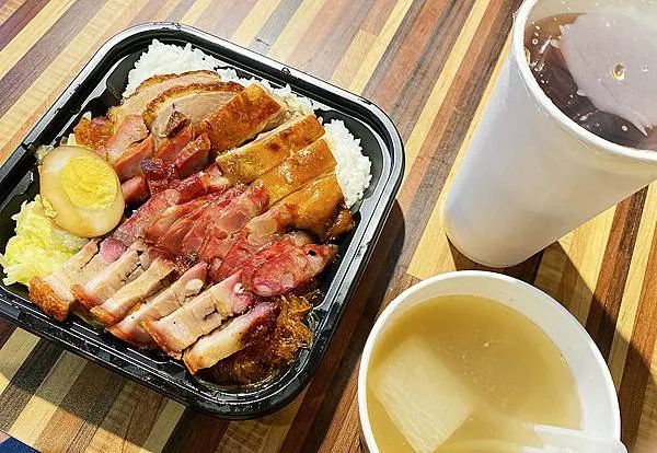 名門燒臘│超過四十年燒臘傳奇-中山區美食、伊通街美食推薦