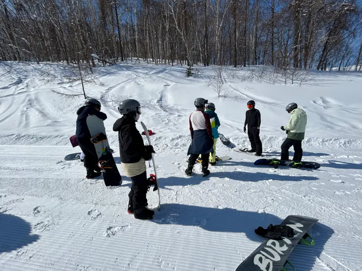 專心聆聽教練講解