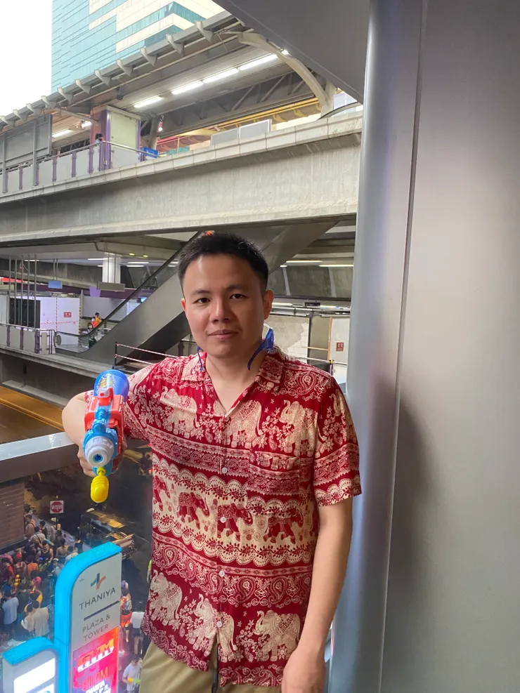 推薦大家潑水節穿大象夏威夷薄襯衫，好穿應景又好看