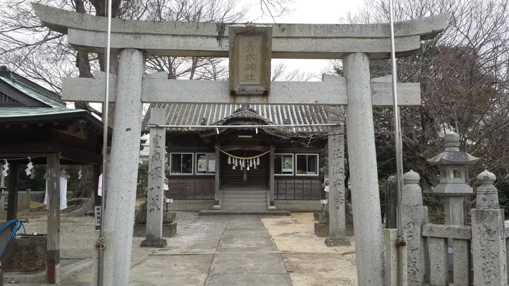 路過的青木神社