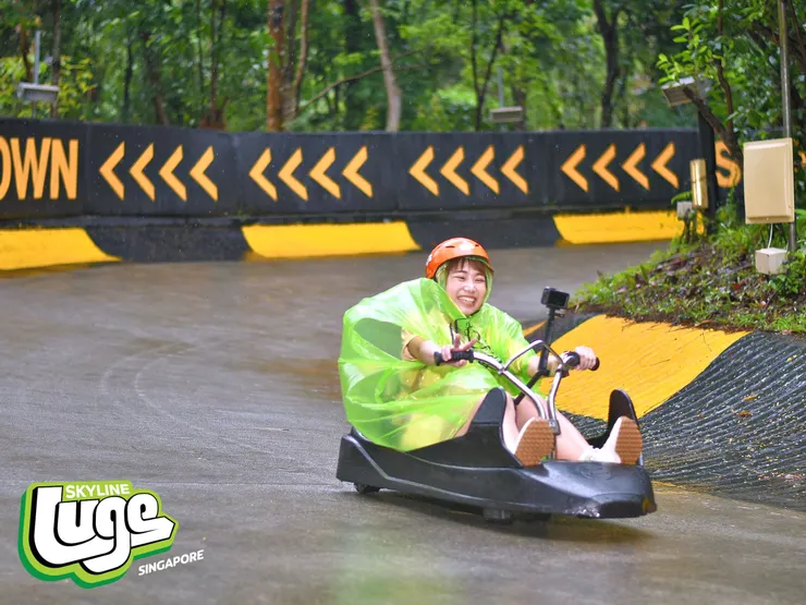 即便下雨體驗 還是玩得很開心的我本人XD