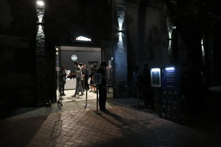 活動時才開的 LIVE WAREHOUSE 出入口