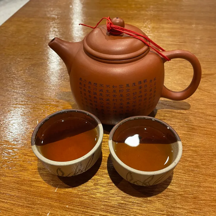 白飯、熱茶無限