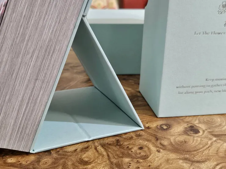 三折站立，老熟悉了