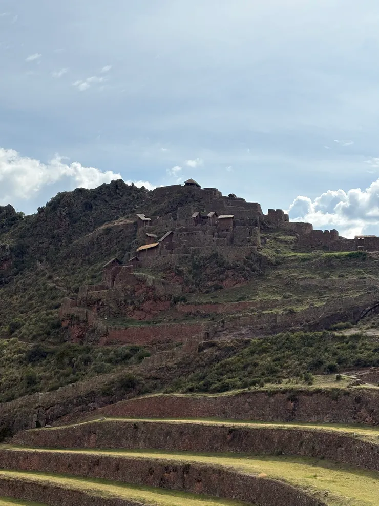 離開前又再看了一眼Q’allaqasa